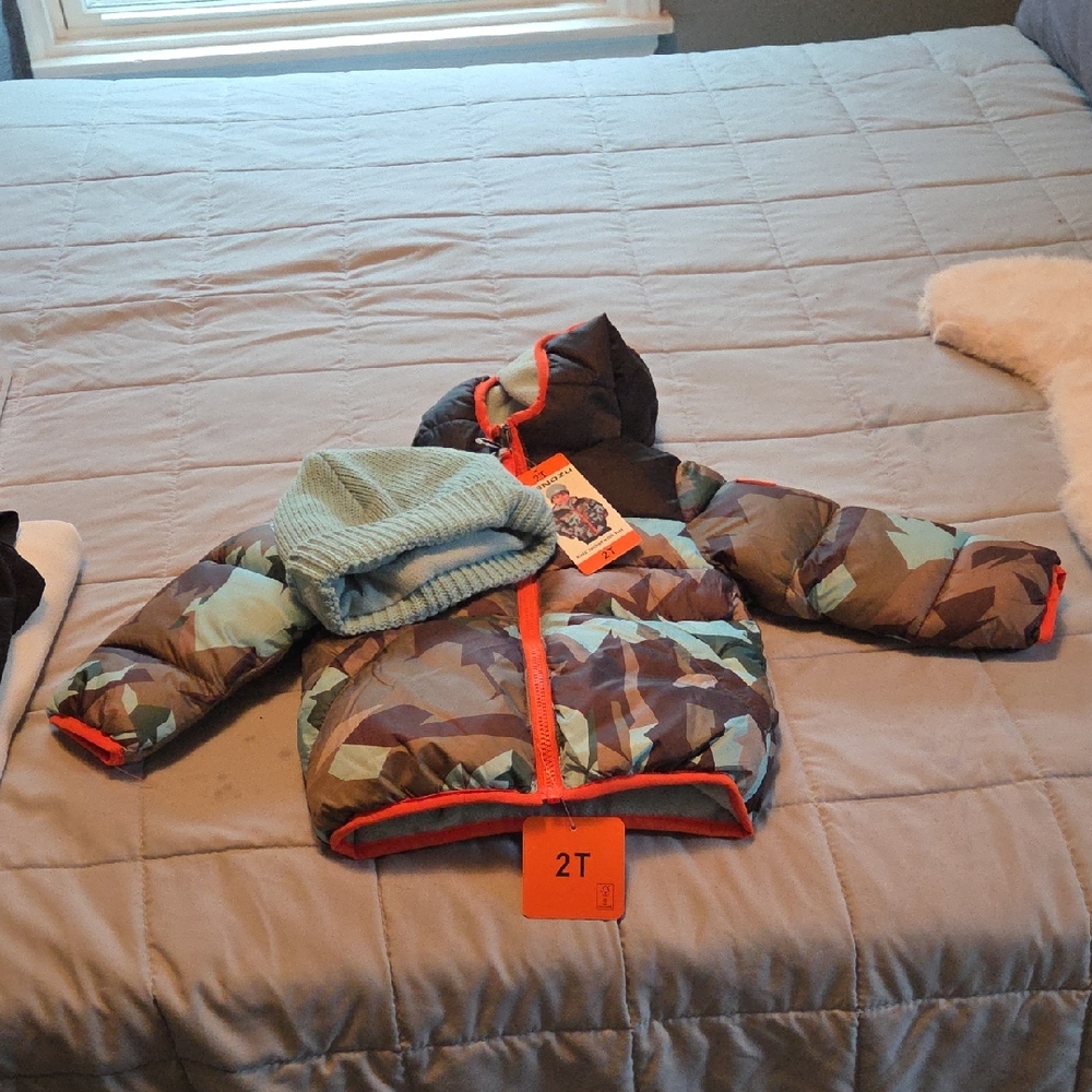 Snozu Kids' Camouflage Jacket with Hat - Orange Accent